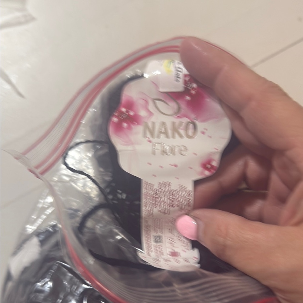 Nako Black Yarn 5.5 skeins